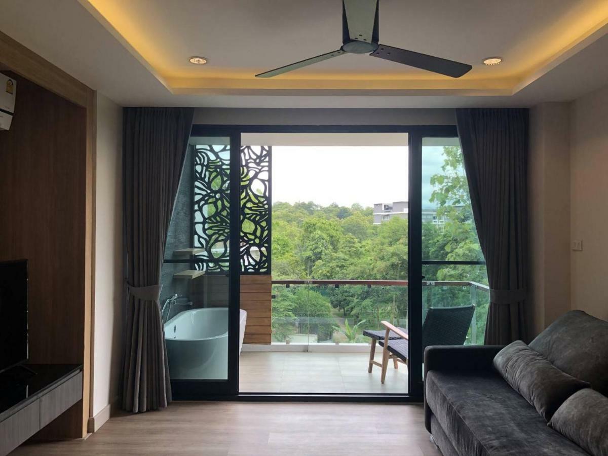 Reiz - Private Residence Chiang Mai Bagian luar foto